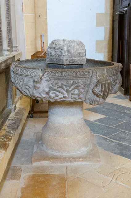 0190 Paray le Monial.jpg - SONY DSC
